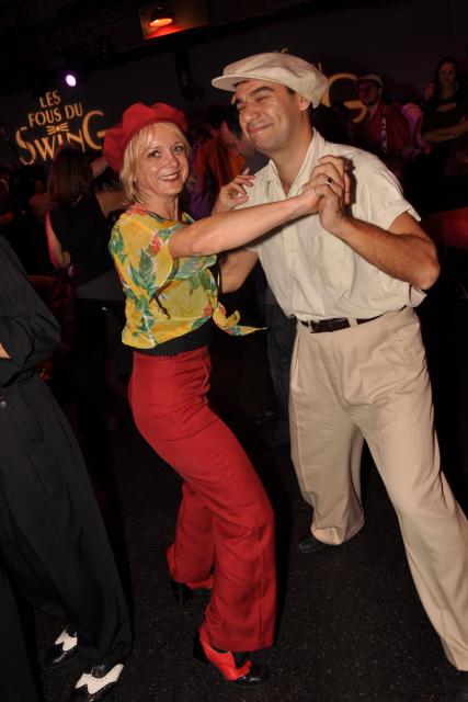 min 2010 11 13 fous swing 103